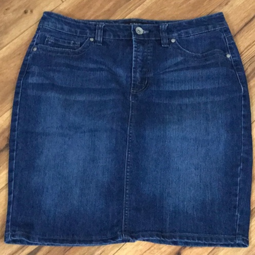 Nine West denim pencil skirt with kick pleat